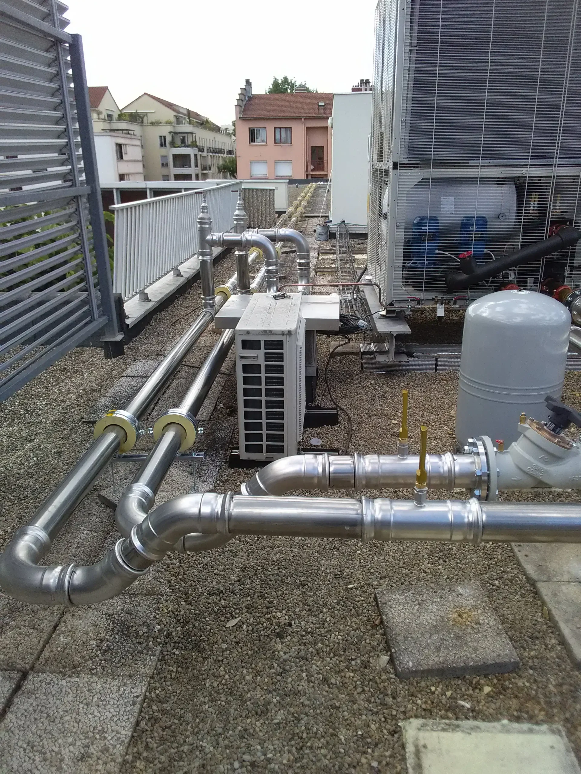 chauffage-climatisation-professionnel-cigec-electricien-chauffagiste-chatillon-sur-thouet.webp (10)