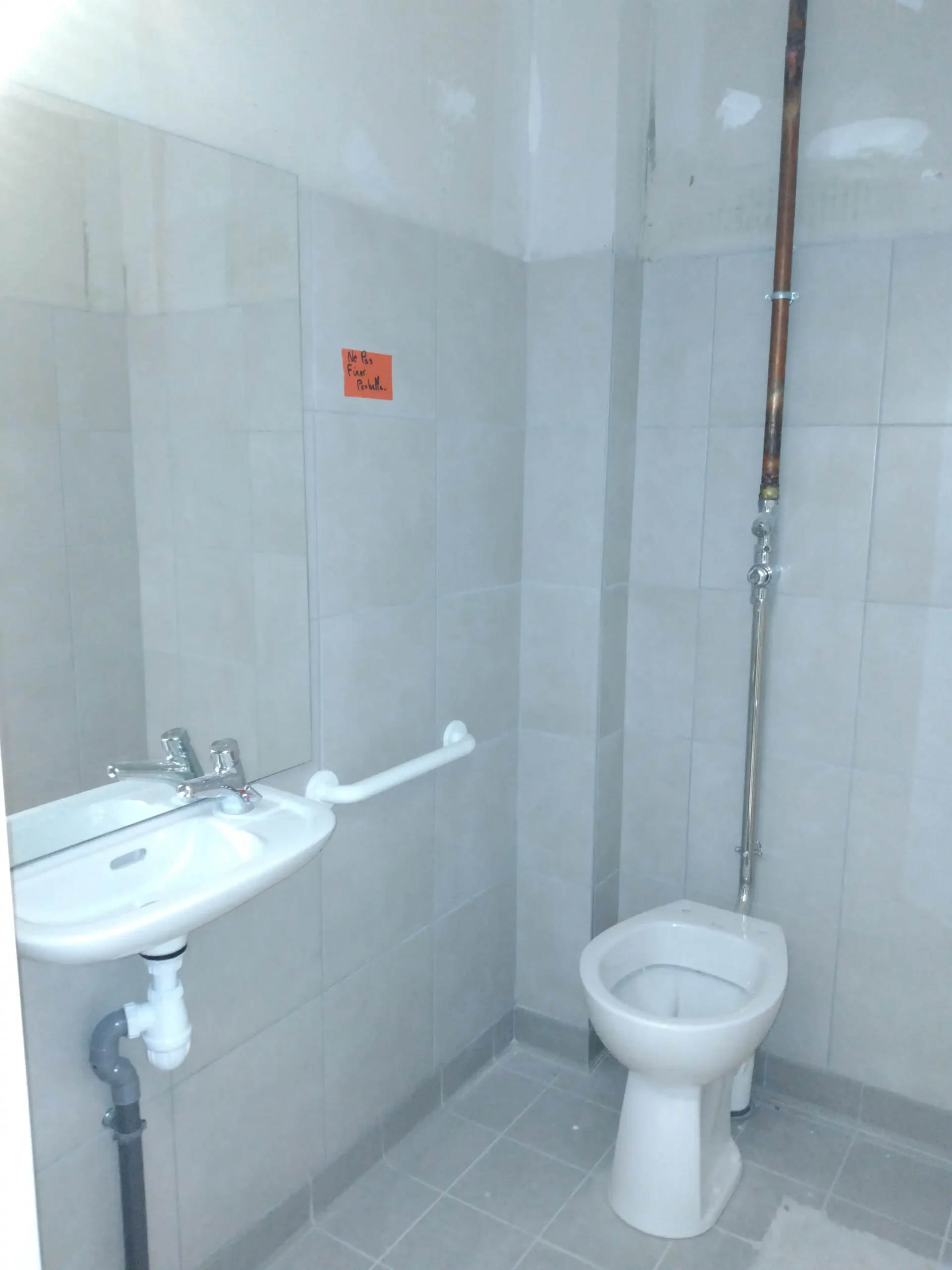 plomberie-sanitaire-professionnel-cigec-electricien-chauffagiste-chatillon-sur-thouet.webp (4)
